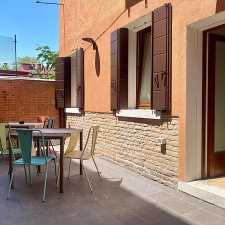Place - Mistro House