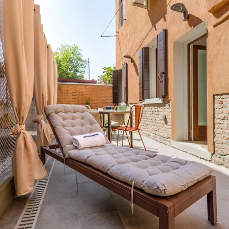 Place - Mistro House