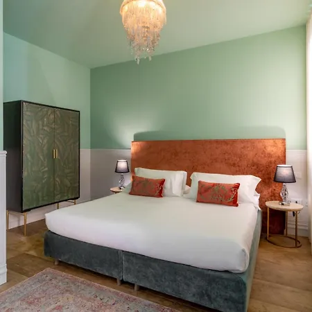 Place - Mistro House *
