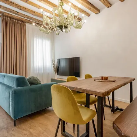 Place - Mistro House * Murano