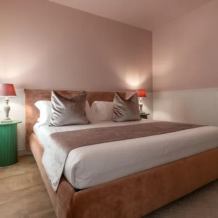 Place - Mistro House Holiday home